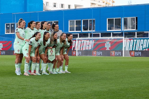 Team photo Portugal during the FIFA Women s World Cup Brazil 2027 Qualifiers League B, Group B3 Matchday 5 match between Portugal and Latvia at Estadio Antonio Coimbra da Mota on June 5, 2026, in Estoril, Portugal Copyright: JoaquimxFerreira