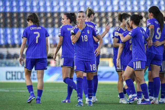 Calcio - FIFA World Cup, WM, Weltmeisterschaft, Fussball Women Photo by IPA ABACAPRESS.COM85364071 - Arianna Caruso (Italy) celebrates with teammates after scoring the 2-0 goal during Women s European Qualifiers 2027 - Italy vs Serbia, FIFA World Cup match in Pisa, Italy, June 05 2026 Pisa Italy  Copyright: xIPAxSport ABACAx