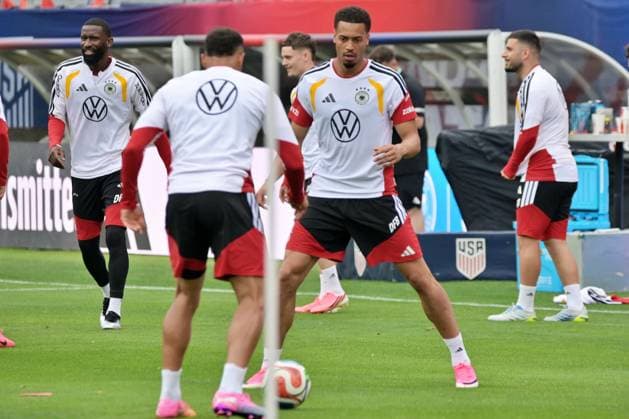 Ahead of FIFA World Cup, WM, Weltmeisterschaft, Fussball 2026 CHICAGO, IL - JUNE 05: Players of Germany run during a training session at Soldier Field on June 05, 2026 in Chicago, Illinois. Germany will face United States in an International Friendly, Länderspiel, Nationalmannschaft match on June 6 as a final warm-up game ahead of the FIFA World Cup 2026. Jacek Boczarski Anadolu Illinois United States. Editorial use only. Please get in touch for any other usage.  Copyright: x2026xAnadoluxJacekxBoczarskix