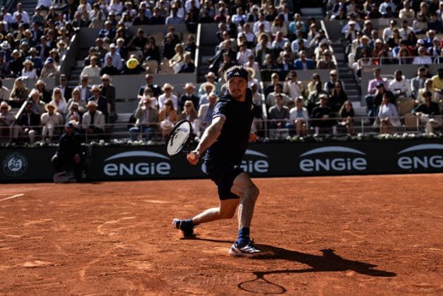 2026 French Open - Day Thirteen Alexander Zverev competes in his men s singles semifinal match against Jakub Mensik on day 13 of the French Open tennis tournament at Court Philippe Chatrier in the Roland-Garros Complex, Paris, France. Paris France  Copyright: xIbrahimxEzzatx originalFilename:ezzat-notitle260605_npRHp.jpg
