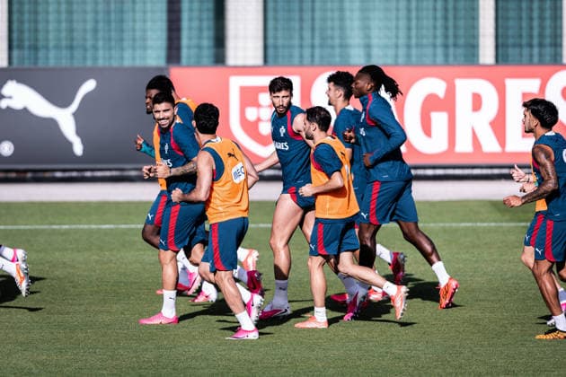 Portugal v Chile - FIFA World Cup, WM, Weltmeisterschaft, Fussball 2026 International Friendly, Länderspiel, Nationalmannschaft Portugal squad runs during a training session ahead of the FIFA World Cup 2026 international friendly match between Portugal and Chile at Estadio Nacional do Jamor in Oeiras on June 6, 2026. Lisbon Oeiras Portugal  Copyright: xRodrigoxMoreira NurPhotox originalFilename:moreira-portugal260605_np1pK.jpg