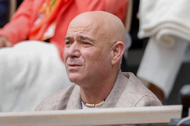 June 5, 2026, Paris, Paris, France: Tennis great ANDRE AGASSI watches from th stands during the tennis Grand Slam men s semi final match between MENSIK (CZE) and ZVEREV (GER) at Roland Garros Stadium in Paris. Tennis 2026: ATP, Tennis Herren French Open: Zverev 7:5, 6:2, 3:6, 6:3 Mensik  - ZUMAb253 20260605_zsp_b253_099 Copyright: xLoicxBaratouxx