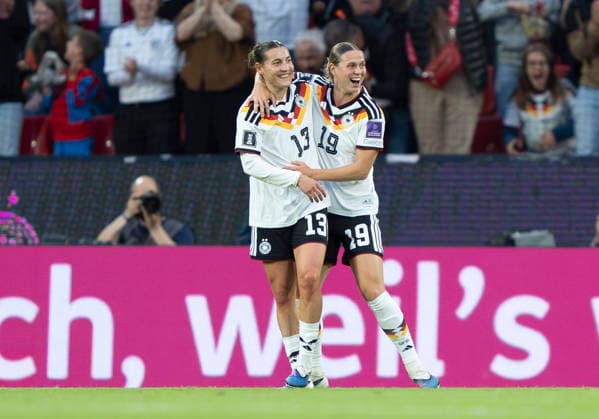 Cheering after the 2-0 goal by Carlotta Wamser Germany, 13 , cheering, jubilant, celebrate Germany Norway, Womens Football, UEFA European Qualifiers World Cup Qualifiers Europe, RheinEnergieStadion Cologne, 05 06 2026 IMPORTANT NOTE In accordance with the regulations of the DFL German Football League and the DFB German Football Association, it is prohibited to use or have used photographs taken in the stadium and or of the match in the form of sequential images and or video-like photo series Copyright: HMBxMedia xMarcoxBader