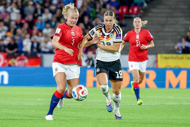 05 06 2026, xsscx, soccer, international match, World Cup qualification women, Germany Norway, Rhein Energie Stadion in Cologne Maren Mjelde Norway 5 in duel against Klara Bühl Germany 19 DFB regulations prohibit any use of photographs as image sequences and or quasi video Photo xSandraxScherningxPressefotoKochx Nordrhein Westfalen Germany
