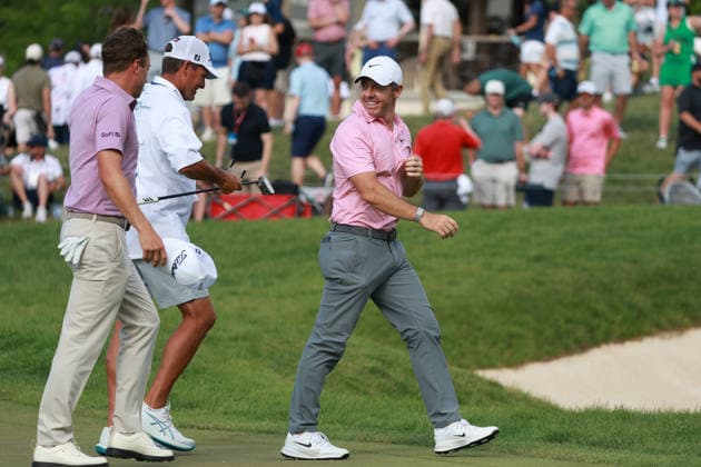 The Memorial Tournament DUBLIN, OHIO - JUNE 05: Rory McIlroy interacts with his caddie on the 18th green after completed the second round of The Memorial Tournament presented by Workday at Muirfield Village Golf Club in Dublin, Ohio, USA on Friday, June 5, 2026. Dublin Ohio United States  Copyright: xJorgexLemusx originalFilename:lemus-thememor260605_npbhr.jpg