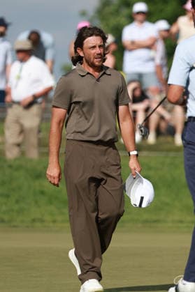 The Memorial Tournament DUBLIN, OHIO - JUNE 05: Tommy Fleetwood removes his cap after he completes the 18th hole during the second round of The Memorial Tournament presented by Workday at Muirfield Village Golf Club in Dublin, Ohio, USA on Friday, June 5, 2026. Dublin Ohio United States  Copyright: xJorgexLemusx originalFilename:lemus-thememor260605_npC8h.jpg