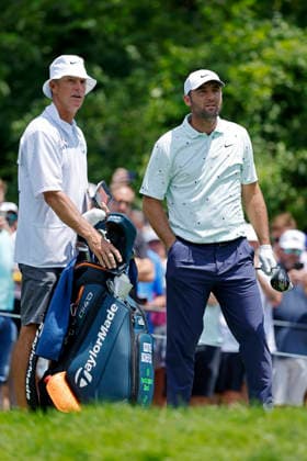 DUBLIN, OH - JUNE 05: Scottie Scheffler of United States of America with caddie Ted Scott at the fifteenth hole during the second round of the Memorial Tournament presented by Workday 2026 on June 05, 2026 at Muirfield Village Golf Club in Dublin, Ohio. (Photo by Joe Robbins Icon Sportswire) GOLF: JUN 05 PGA, Golf Herren the Memorial Tournament presented by Workday EDITORIAL USE ONLY Icon5732606050032
