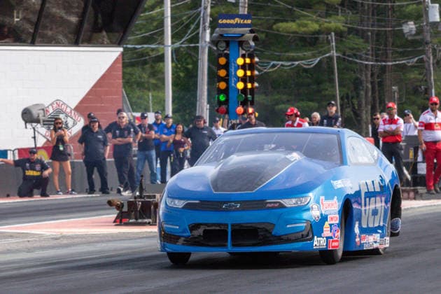 EPPING, NH - JUNE 05: Pro Stock driver, Eric Latino ( 7) GESI EMISSIONS SYSTEMS during Pro Stock qualifying for the Motorsport, Herren, USA, Dragster Drag Race New England Nationals on June 05, 2026, at New England Dragway in Epping, NH. (Photo by David Hahn Icon Sportswire) AUTO: JUN 05 NHRA New England Nationals EDITORIAL USE ONLY Icon260605002