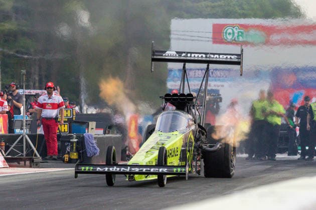 EPPING, NH - JUNE 05: Top Fuel driver, Madison Gordon ( 100) CARLYLE TOOLS launches off the line during qualifying for the Motorsport, Herren, USA, Dragster Drag Race New England Nationals on June 05, 2026, at New England Dragway in Epping, NH. (Photo by David Hahn Icon Sportswire) AUTO: JUN 05 NHRA New England Nationals EDITORIAL USE ONLY Icon260605012