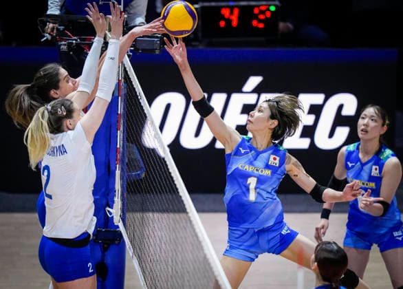 Team Japan Yukiko Wada blocks a shot against Team Ukraine during their womens Volleyball Nations League (VNL) match on June 5, 2026 in Quebec City, Canada. Noxthirdxpartyxsales  aflo_333391269 MathieuxBelangerx