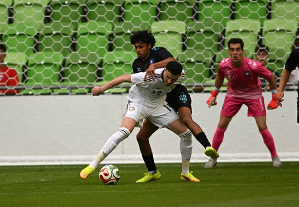 AUSTIN, TX - June 05: Saudi Arabia defender Hassan Mahbub (14) is defended by Puerto Rico defender Sidney Paris (20) during International Friendly, Länderspiel, Nationalmannschaft between Saudi Arabia and Puerto Rico on June 5, 2026 at Q2 Stadium in Austin, TX. (Photo by John Rivera Icon Sportswire) SOCCER: JUNE 05 International Friendly Saudi Arabia vs. Puerto Rico EDITORIAL USE ONLY Icon426260605009