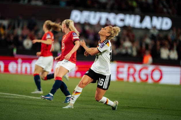 05.06.26, Women, Football, 2027 FIFA Women s World Cup qualification, Germany vs. Norway Linda Dallmann ( 16 - Germany) reaction after a missed shot Cologne RheinEnergieStadion NRW Germany