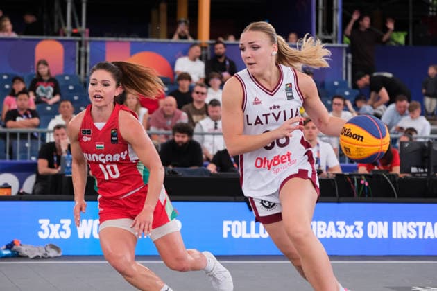 June 5, 2026, Warsaw, Masovian Voivodeship, Poland: Latvia s PAULA CIRSA (36) and Hungary s KLAUDIA PAPP (10) in action during a FIBA 3x3 Basketball World Cup women s last 16 game between Latvia and Hungary in Warsaw, Poland. Basketball 2026: FIBA 3x3 World Cup Women s Last 16: Hungary 17:16 Latvia  - ZUMAk204 20260605_zip_k204_024 Copyright: xRomanxKozielx