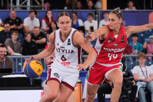 June 5, 2026, Warsaw, Masovian Voivodeship, Poland: Latvia s KETIJA VIHMANE (6) and Hungary s VIVI BORONDY (44) in action during a FIBA 3x3 Basketball World Cup women s last 16 game between Latvia and Hungary in Warsaw, Poland. Basketball 2026: FIBA 3x3 World Cup Women s Last 16: Hungary 17:16 Latvia  - ZUMAk204 20260605_zip_k204_026 Copyright: xRomanxKozielx