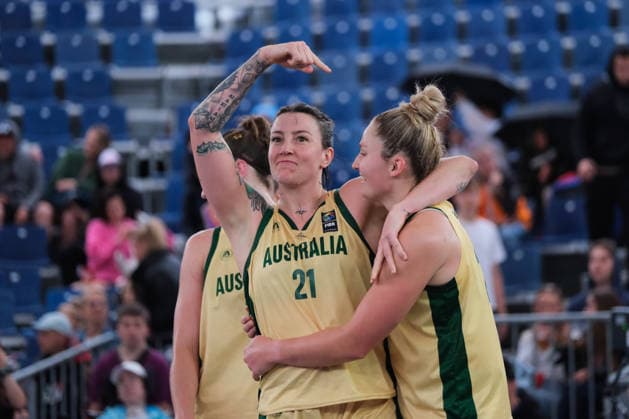 June 5, 2026, Warsaw, Masovian Voivodeship, Poland: Australia s MARENA WHITTLE (21) points at AMY ATWELL (25) while celebrating victory at the end of a FIBA 3x3 Basketball World Cup women s last 16 game between Australia and China in Warsaw, Poland. Basketball 2026: FIBA 3x3 World Cup Women s Last 16: Australia 21:11 China  - ZUMAk204 20260605_zip_k204_041 Copyright: xRomanxKozielx