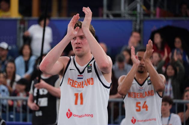 June 5, 2026, Warsaw, Masovian Voivodeship, Poland: Netherlands ADRIAAN VAN TILBORG (11) and WORTHY DE JONG (54) celebrate victory at the end of a FIBA 3x3 Basketball World Cup men s last 16 game between Netherlands and Czechia in Warsaw, Poland. Basketball 2026: FIBA 3x3 World Cup Men s Last 16: Netherlands 21:15 Czechia  - ZUMAk204 20260605_zip_k204_058 Copyright: xRomanxKozielx