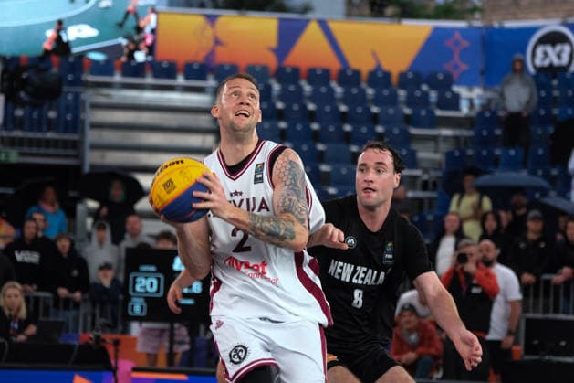 June 5, 2026, Warsaw, Masovian Voivodeship, Poland: Latvia s KARLIS LASMANIS (2) and New Zealand s JOSHUA BOOK (8) in action during a FIBA 3x3 Basketball World Cup men s last 16 game between Latvia and New Zealand in Warsaw, Poland. Warsaw Poland - ZUMAk204 20260605_zip_k204_066 Copyright: xRomanxKozielx