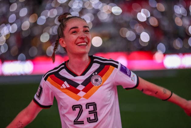 GER, Cologne, Germany vs Norway, International match, Football, FIFA, 2026 2027 season, World Cup Qualification, Rhein Energie Stadium, 5 Matchday in picture Sophia Kleinherne Germany Women 23 , Joy after the victory DFB DFL REGULATIONS PROHIBIT ANY USE OF PHOTOGRAPHS AS IMAGE SEQUENCES AND OR QUASI VIDEO, 05 06 2026 Copyright: HMBxMedia HendrikxHamelau
