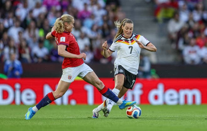 GER, Cologne, Germany vs Norway, International match, Football, FIFA, 2026 2027 season, World Cup Qualification, Rhein Energie Stadion, 5 Matchday in picture Marie Müller Germany Women 7 at her first international match, Debut DFB DFL REGULATIONS PROHIBIT ANY USE OF PHOTOGRAPHS AS IMAGE SEQUENCES AND OR QUASI VIDEO, 05 06 2026 Copyright: HMBxMedia HendrikxHamelau