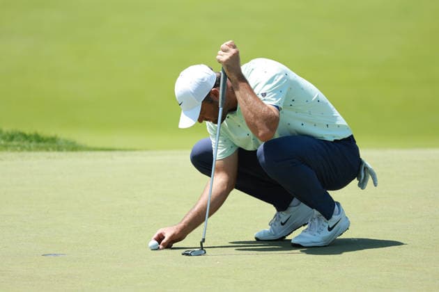 The Memorial Tournament DUBLIN, OHIO - JUNE 05: Scottie Scheffler lines up his putt on the 18th green during the second round of The Memorial Tournament presented by Workday at Muirfield Village Golf Club in Dublin, Ohio, USA on Friday, June 5, 2026. Dublin Ohio United States  Copyright: xJorgexLemusx originalFilename:lemus-thememor260605_npPNK.jpg