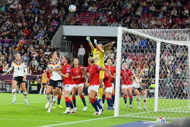 Cologne, Germany 05 06 2026 World Cup qualifier Germany vs Norway In the picture goalkeeper Cecilie Fiskerstrand Norway fists the ball away from the goal and prevents a goal for Germany Copyright: HMBxMedia MadeleinexFantini