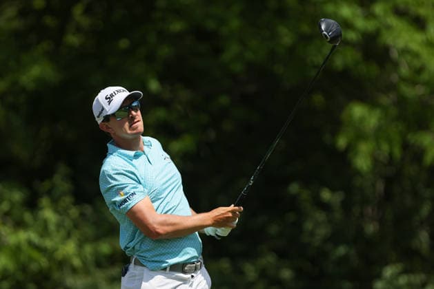 DUBLIN, OH - JUNE 05: Nico Echavarria of Colombia watches his tee shot on the 15th hole during the second round of the Memorial Tournament presented by Workday at Muirfield Village Golf Club on June 5, 2026 in Dublin, OH. (Photo by Ian Johnson Icon Sportswire) GOLF: JUN 05 PGA, Golf Herren the Memorial Tournament presented by Workday EDITORIAL USE ONLY Icon260605061