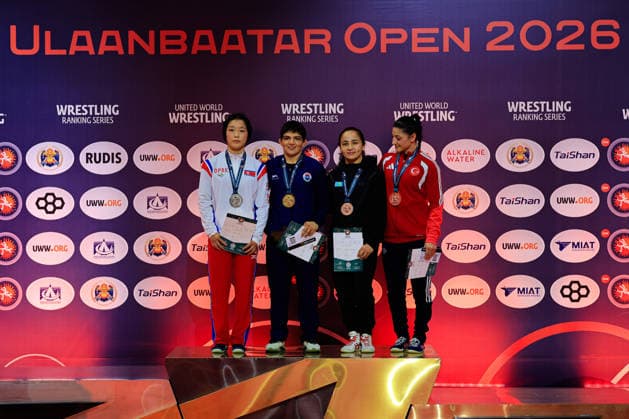 Wrestling Ranking Series Ulaanbaatar Open Podium 57kg WW Gold Manisha Manisha IND , Silver Il Sim Son PRK , Bronze Nilufar Raimova KAZ , Elvira Suleyman TUR Copyright: xKostadinxAndonovx xUnitedxWorldxWrestlingx Kostadin Andonov United World Wrestling