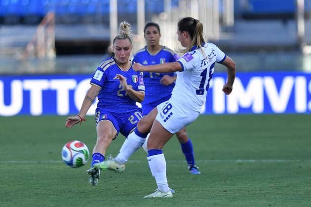 Calcio - FIFA World Cup, WM, Weltmeisterschaft, Fussball Women Photo by IPA ABACAPRESS.COM85364931 - Cristiana Girelli (Italy) Emma Petrovic (Serbia) during Women s European Qualifiers 2027 - Italy vs Serbia, FIFA World Cup match in Pisa, Italy, June 05 2026 Pisa Italy  Copyright: xIPAxSport ABACAx