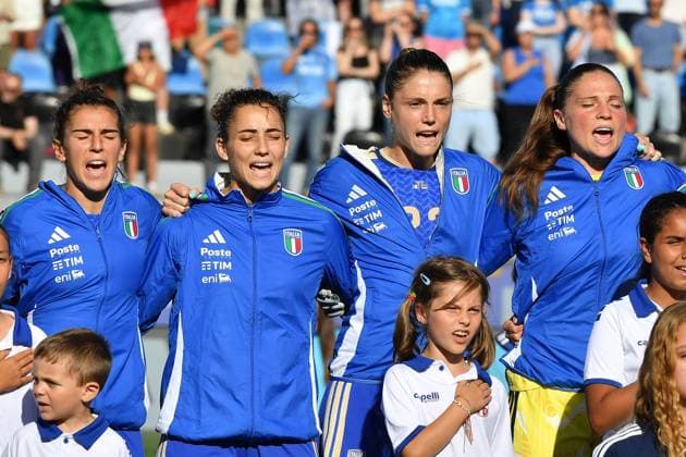 FOOTBALL - FIFA World Cup, WM, Weltmeisterschaft, Fussball - Qualifiers - Italy vs Serbia Photo by IPA ABACAPRESS.COM85370501 - Players of Italy singing Italian anthem during Qualifiers - Italy vs Serbia, FIFA World Cup match in Pisa, Italy, June 05 2026 Pisa Italy  Copyright: xIPAxSport ABACAx