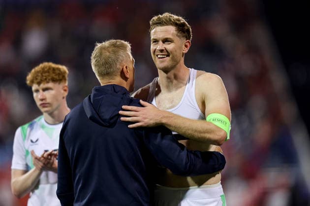 Fußball, Testspiel, Kanada - Irland International Friendly, Länderspiel, Nationalmannschaft Stade Saputo, MontrÃ Nathan Collins and Head Coach Heimir Hallgrimsson after the match 6 6 2026  Copyright: x INPHO RyanxByrnex RB1_2737