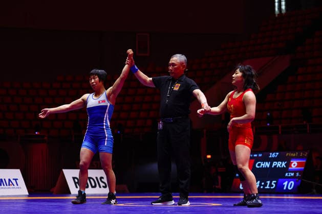 World Ranking Series Ulaanbaatar Open 50kg WW Son Hyang Kim PRK df Anqi Bao CHN Copyright: xJakexKirkmanx xUnitedxWorldxWresx Jake Kirkman United World Wres