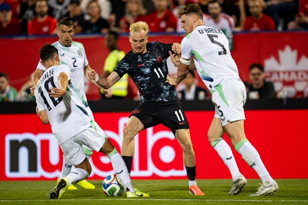 June 5, 2026, Montreal, Pq, Canada: Republic of Ireland s Seamus Coleman (2), Jamie McGrath (10) and John Egan (5) defend against Canada s Liam Millar (11) during second half International Friendly, Länderspiel, Nationalmannschaft soccer action in Montreal, on Friday, June 5, 2026. Canada News - June 5, 2026  - ZUMAc35_ 20260605_zaf_c35_121 Copyright: xChristopherxKatsarovx