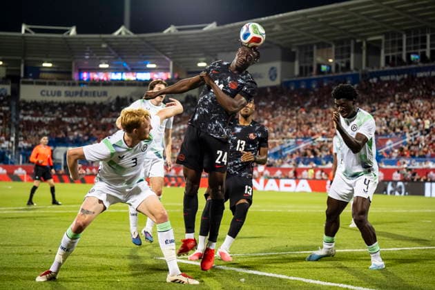 June 5, 2026, Montreal, Pq, Canada: Canada s Promise David (24) takes a header against the Republic of Ireland during second half International Friendly, Länderspiel, Nationalmannschaft soccer action in Montreal, on Friday, June 5, 2026. Canada News - June 5, 2026  - ZUMAc35_ 20260605_zaf_c35_125 Copyright: xChristopherxKatsarovx
