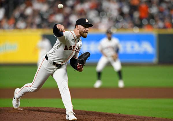 June 2, 2026, Houston, Texas, United States: Houston Astros pitcher Mike Burrows (50) throws a pitch in the sixth inning during an MLB, Baseball Herren, USA game against the Pittsburgh Pirates on Tuesday June 2, 2026 at Daikin Park in Houston, Texas. The Pirates defeated the Astros 10-6. MLB: Pittsburgh Pirates At Houston Astros  - ZUMAw132 20260602_zap_w132_077 Copyright: xTomxWalkox