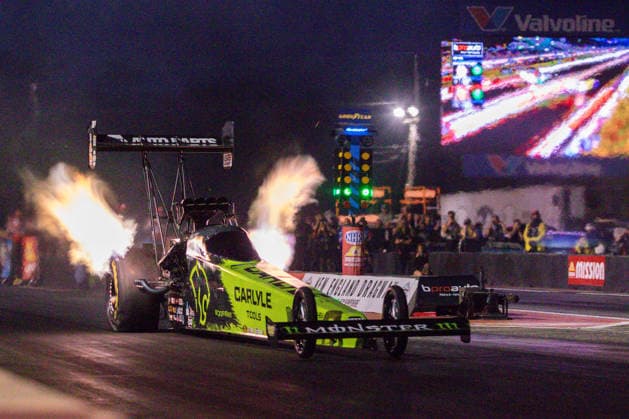 EPPING, NH - JUNE 05: Top Fuel driver, Madison Gordon ( 100) CARLYLE TOOLS launches off the line during the seconds round of qualifying for the Motorsport, Herren, USA, Dragster Drag Race New England Nationals on June 05, 2026, at New England Dragway in Epping, NH. (Photo by David Hahn Icon Sportswire) AUTO: JUN 05 NHRA New England Nationals EDITORIAL USE ONLY Icon260605020