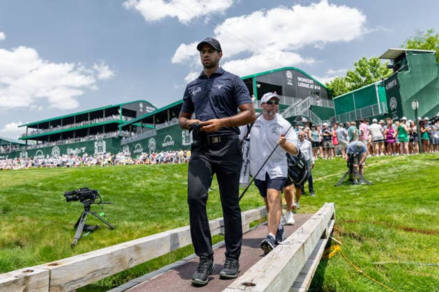 June 5, 2026, Dublin, Ohio, U.S: Aaron Rai crosses the bridge at 15 during the second round of The Memorial Tournament at Muirfield Village Golf Club, Dublin, Ohio. PGA, Golf Herren Tour 2026 - The Memorial Tournament - Second Round  - ZUMAs304 20260605_zaf_s304_061 Copyright: xScottxStuartx