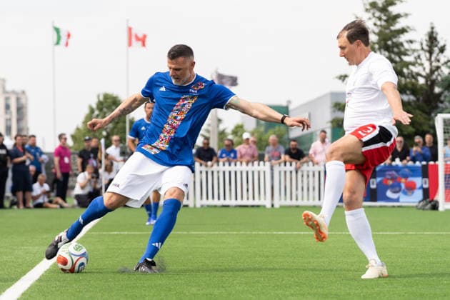 Italian FIFA Legends Tour in Toronto Vincenzo Iaquinta dribbles the ball during the Italians football legends exhibition match as part of the Italian FIFA Legends Tour in Toronto. on June 5, 2026 in Toronto, Canada. (Photo by Leonardo Ramirez Eyepix Group) Copyright: xLeonardoxRamirezx xEyepixxGroupx LR06042026-09390