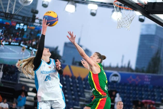 June 5, 2026, Warsaw, Masovian Voivodeship, Poland: Azerbaijan s ALEXANDRA MOLLENHAUER (24) and Lithuania s GIEDRE LABUCKIENE (7) in action during a FIBA 3x3 Basketball World Cup women s last 16 game between Azerbaijan and Lithuania in Warsaw, Poland. Warsaw Poland - ZUMAk204 20260605_zip_k204_070 Copyright: xRomanxKozielx