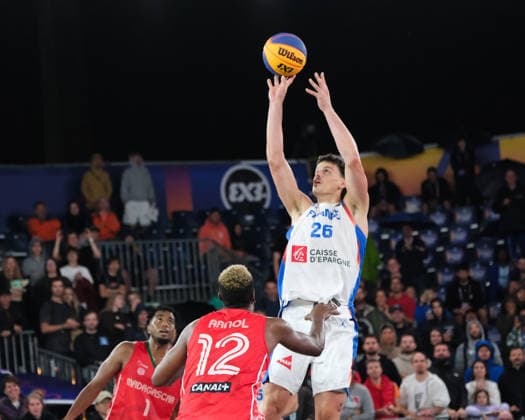 June 5, 2026, Warsaw, Masovian Voivodeship, Poland: France s JULES RAMBAUT (26) and Madagascar s ALPHA SOLONDRAINY (12), ELLY RANDRIAMAMPIONONA (1) in action during a FIBA 3x3 Basketball World Cup men s last 16 game between France and Madagascar in Warsaw, Poland. Basketball 2026: FIBA 3x3 World Cup Men s Last 16: France 16:10 Madagascar  - ZUMAk204 20260605_zip_k204_135 Copyright: xRomanxKozielx