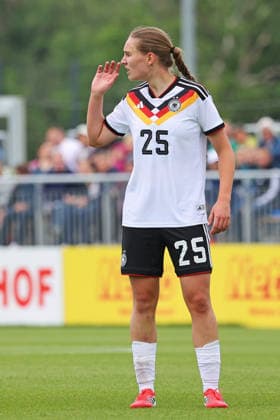 Frankfurt, Germany 05 June 2026 U19 Womens National Team 2026 Test Match Germany vs USA In the picture Maria Penner Germany gives tactical instructions to her teammates DFL DFB regulations prohibit any use of photographs as image sequences and or quasi video DFB Campus Hessen Copyright: xFotostandx xRacochax