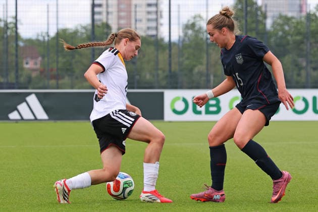 Frankfurt, Germany 05 June 2026 U19 Womens National Team 2026 Test Match Germany vs USA Pictured from left in duel Maria Penner Germany vs Maddie Padelski USA DFL DFB regulations prohibit any use of photographs as image sequences and or quasi video DFB Campus Hessen Copyright: xFotostandx xRacochax