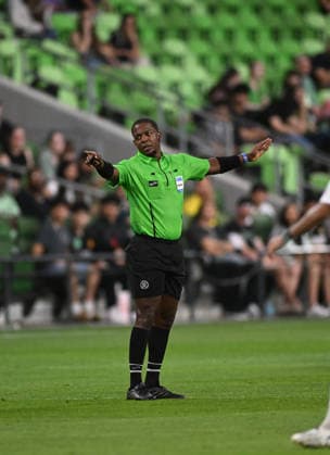 AUSTIN, TX - June 05: Fifa referee Khalid Al-Turais calls a foul during International Friendly, Länderspiel, Nationalmannschaft between Saudi Arabia and Puerto Rico on June 5, 2026 at Q2 Stadium in Austin, TX. (Photo by John Rivera Icon Sportswire) SOCCER: JUNE 05 International Friendly Saudi Arabia vs. Puerto Rico EDITORIAL USE ONLY Icon426260605029