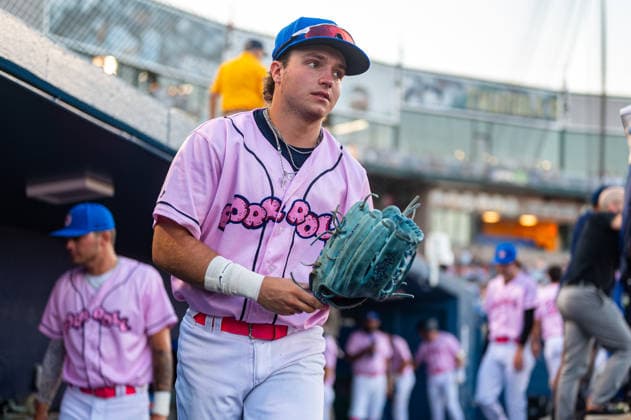 Williamsport Crosscutters v Trenton Thunder - MLB, Baseball Herren, USA Draft League Baseball Austin Lemon of the Trenton Thunder enters the field during an MLB Draft League baseball game at Trenton Thunder Ballpark in Trenton, United States, on June 5, 2026. Trenton United States  Copyright: xDanxSquicciarinix originalFilename:squicciarini-williams260605_np7l6.jpg
