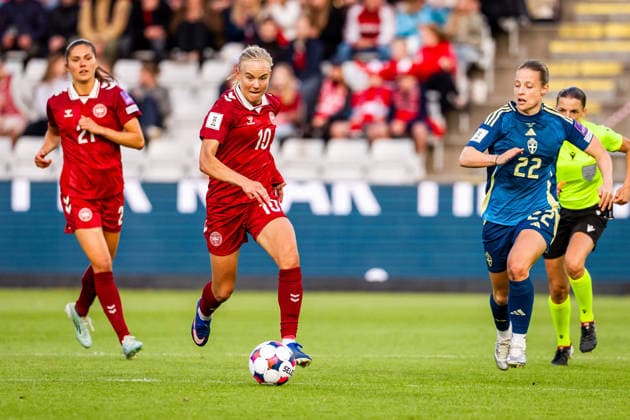 Denmark v Sweden, Women™s World Cup Qualification, Odense, Denmark Odense, Denmark. 05th, June 2026. Pernille Harder (10) of Denmark seen during the Women™s World Cup Qualifier match between Denmark and Sweden at Odense Stadion in Odense. Denmark, Odense  Copyright: xGonzalesxPhoto KentxRasmussenx