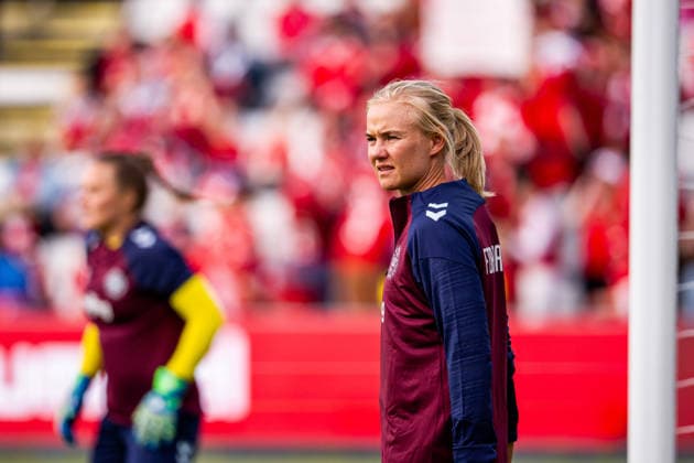 Denmark v Sweden, Women™s World Cup Qualification, Odense, Denmark Odense, Denmark. 05th, June 2026. Pernille Harder of Denmark seen warming up for the Women™s World Cup Qualifier match between Denmark and Sweden at Odense Stadion in Odense. Denmark, Odense  Copyright: xGonzalesxPhoto KentxRasmussenx