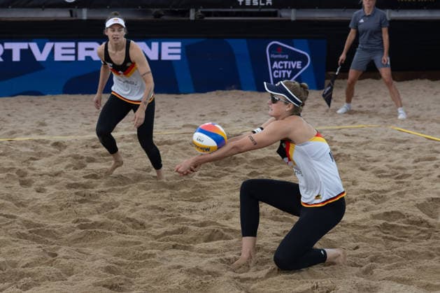QUEEN KING OF THE COURT Hamburg, Germany 06 06 2026 HAMBURG, GERMANY JUNE 6 Svenja Müller GER , Cinja Tillmann GER during the QUEEN KING OF THE COURT at Hamburg on June 6, 2026 in Hamburg, Germany Copyright: xBEAUTIFULxSPORTS PeterxWeberx