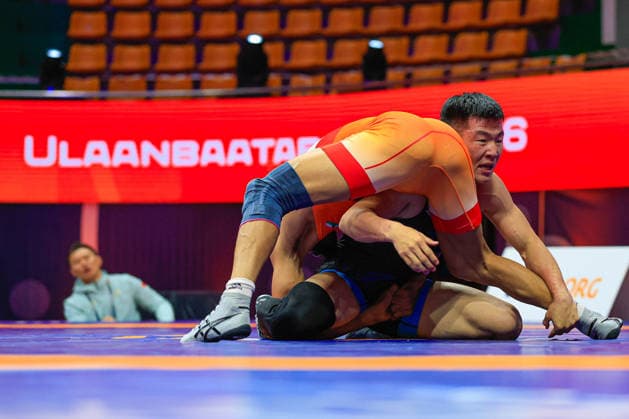 Wrestling Ranking Series Ulaanbaatar Open 74kg FS Jaideep Jaideep IND df Batuqinggele Batuqinggele CHN Copyright: xKostadinxAndonovx xUnitedxWorldxWrestlingx Kostadin Andonov United World Wrestling
