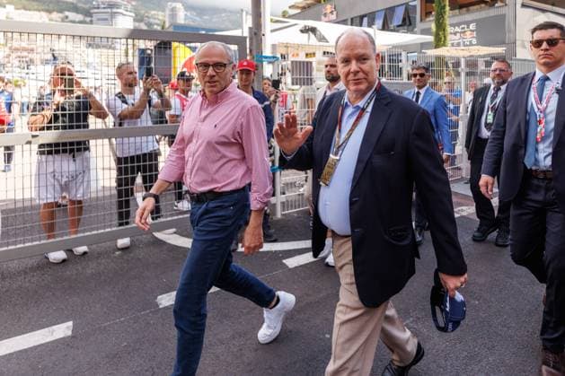 Prince Albert II of Monaco with Stefano Domenicali , Monaco Grand Prix, Motorsport, Formula 1, 2026 season, 06 06 2026 Monaco Grand Prix, Motorsport, Formula 1, 2026 season, 06 06 2026 Copyright: xEibner-Pressefoto AlexanderxNeisx EP_ANS