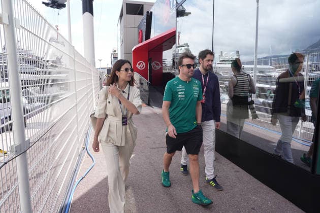 06 06 2026, Circuit de Monaco, Monte Carlo, Formula 1 Louis Vuitton Grand Prix Monaco 2026 ,in the picture Fernando Alonso ESP , Aston Martin Aramco Formula One Team with his girlfriend and mother of his first child, Melissa Jimenez Photo by Hasan Bratic DeFodi Images