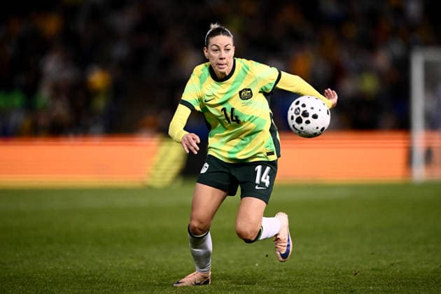 SOCCER MATILDAS MEXICO, Alanna Kennedy of Australia controls the ball during the International Friendly, Länderspiel, Nationalmannschaft match between Australia and Mexico at McDonald Jones Stadium in Newcastle, Saturday, June 6, 2026. ( NO ARCHIVING, EDITORIAL USE ONLY NEWCASTLE NEW SOUTH WALES AUSTRALIA  Copyright: xDANxHIMBRECHTSx 20260606153442545374